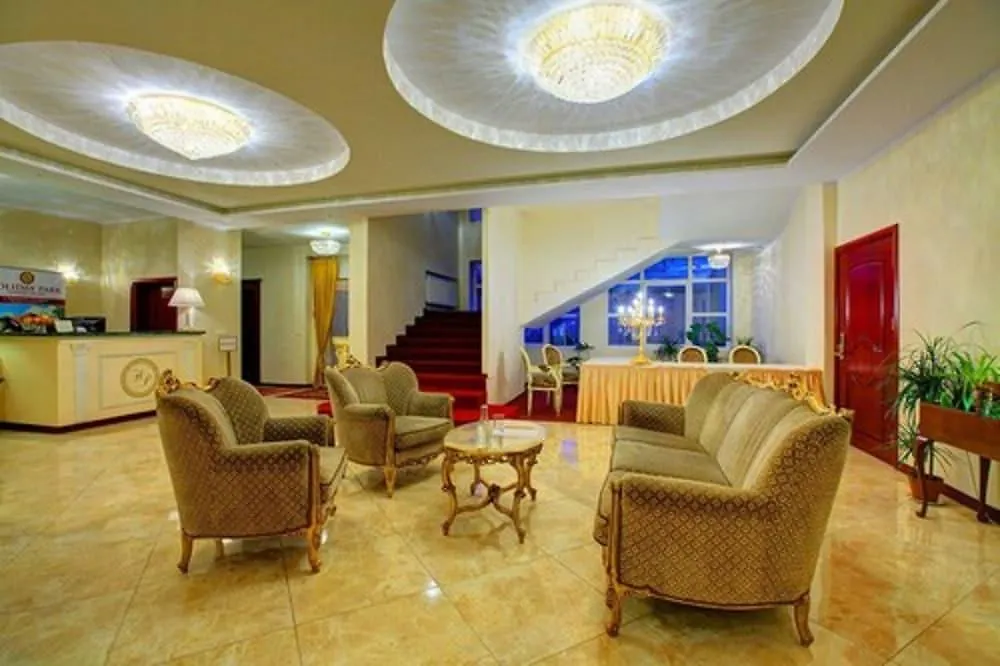 ***  Hotel Holiday Park Varsavia Polonia