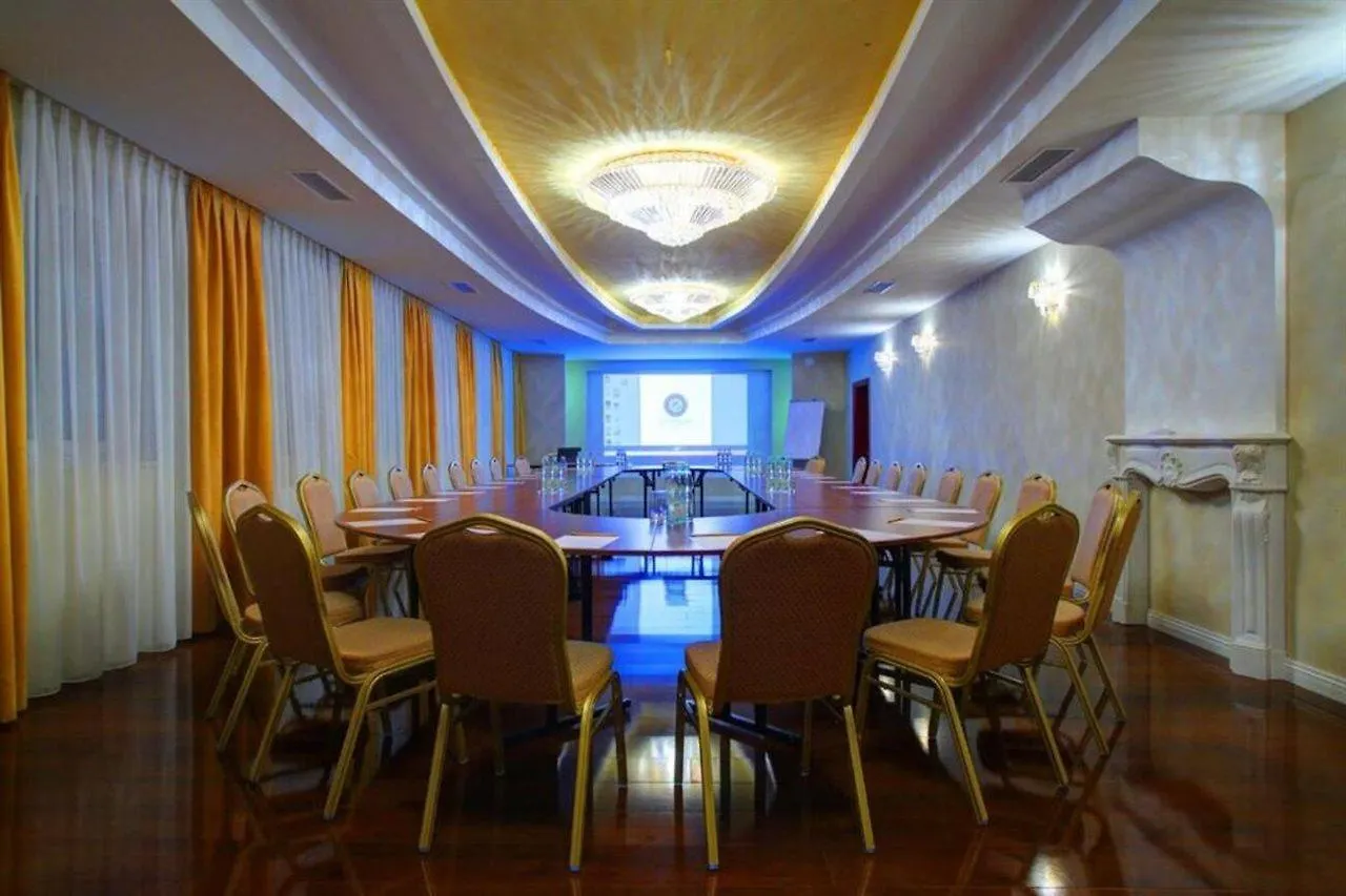 Hotel Holiday Park Varsavia